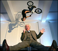 _40692371_cycle_iop_b203.jpg
