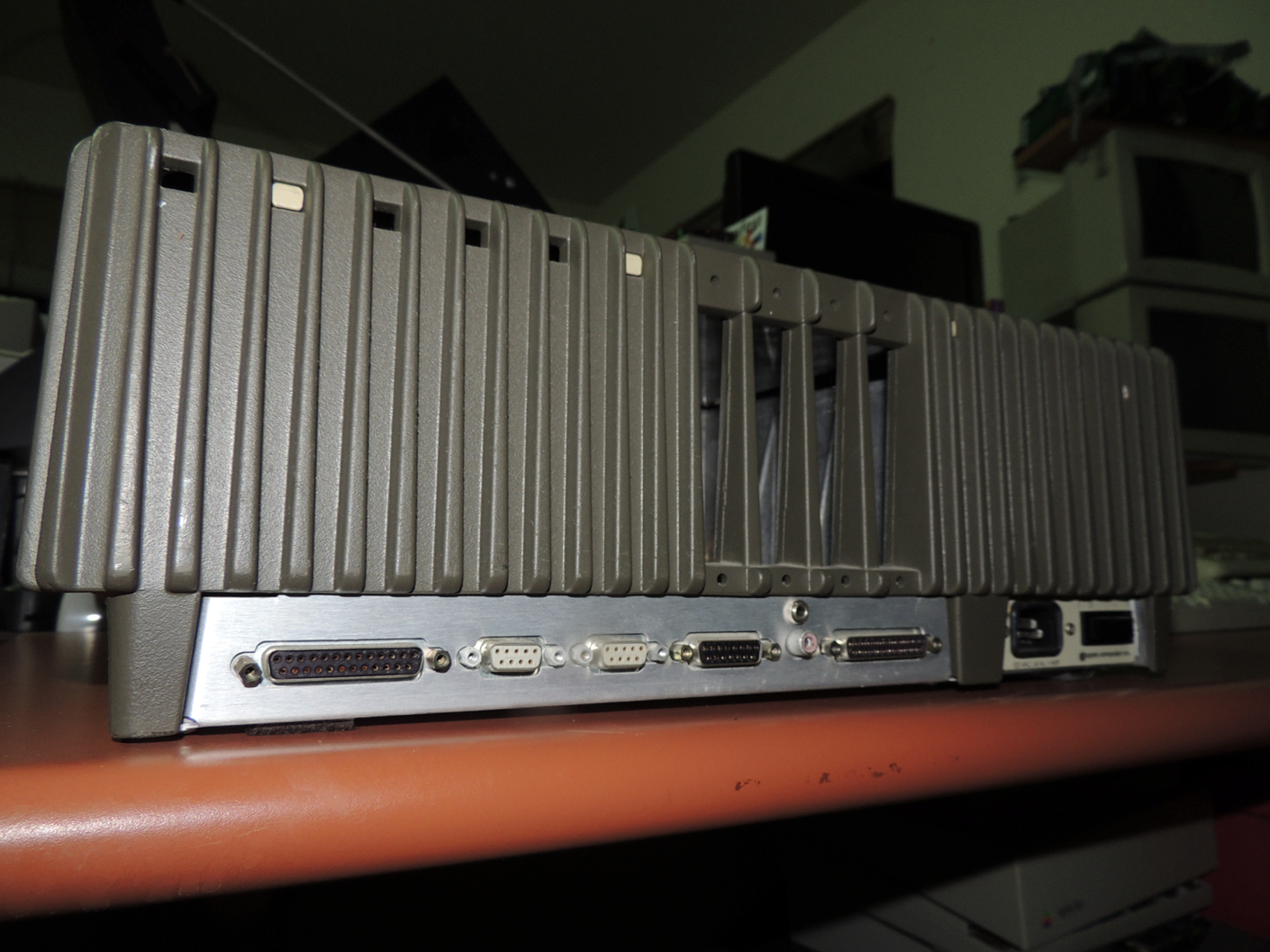 A3PlusProtoBackplane.png