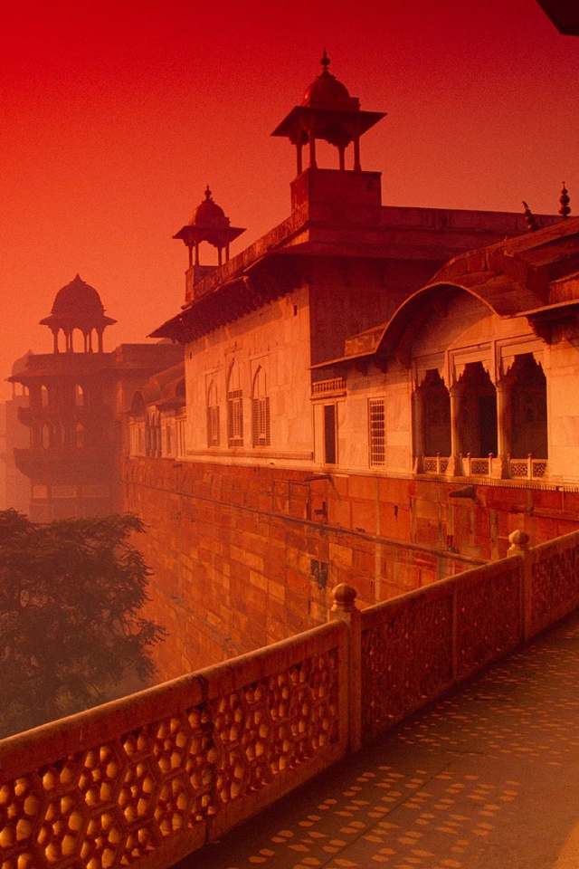 Agra Fort, India.jpg