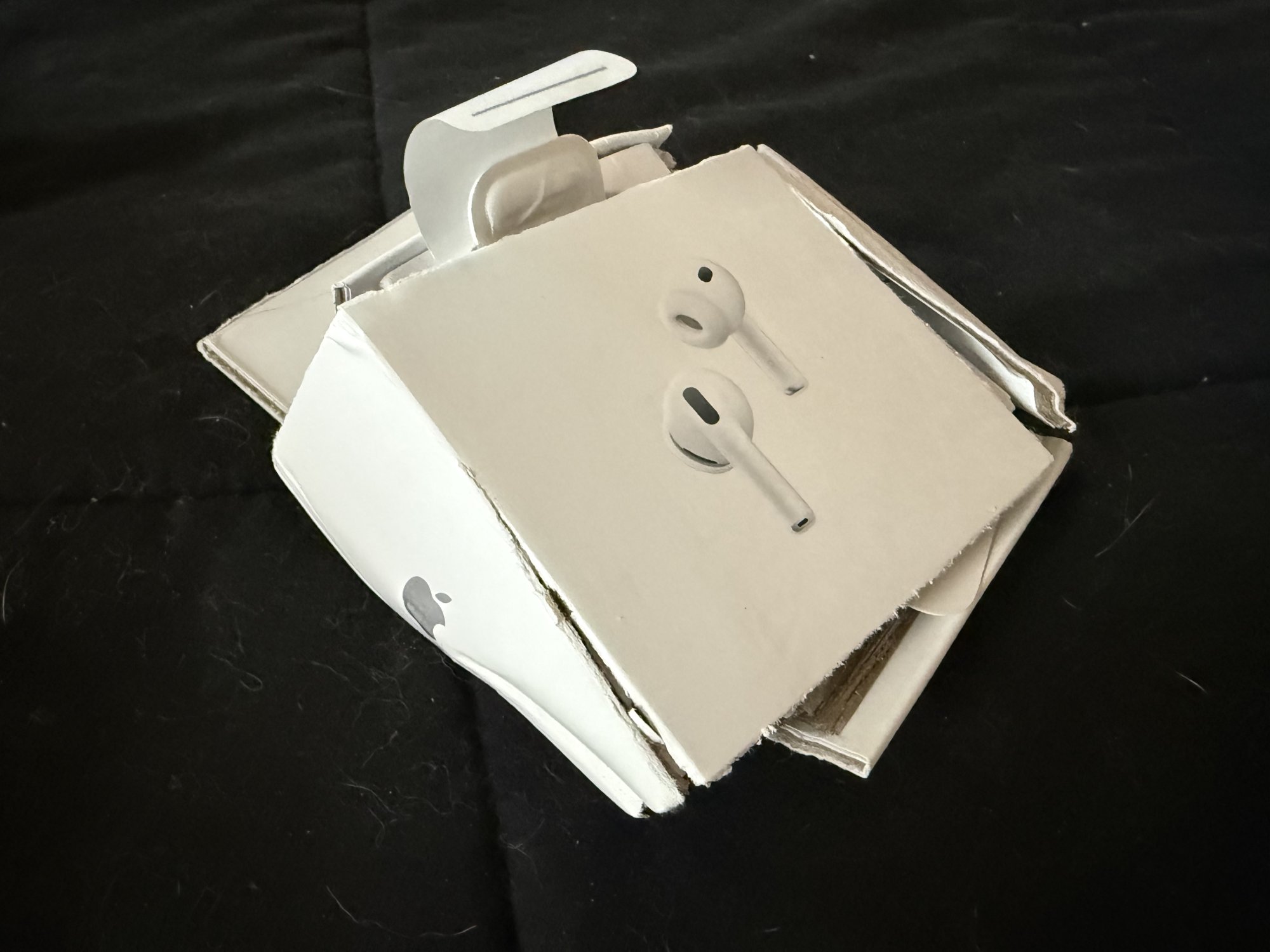 AirpodsBox.jpg