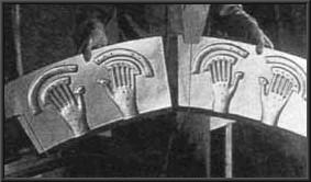 alien-panel.jpg