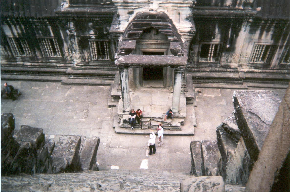 angkor wat stairs.jpg