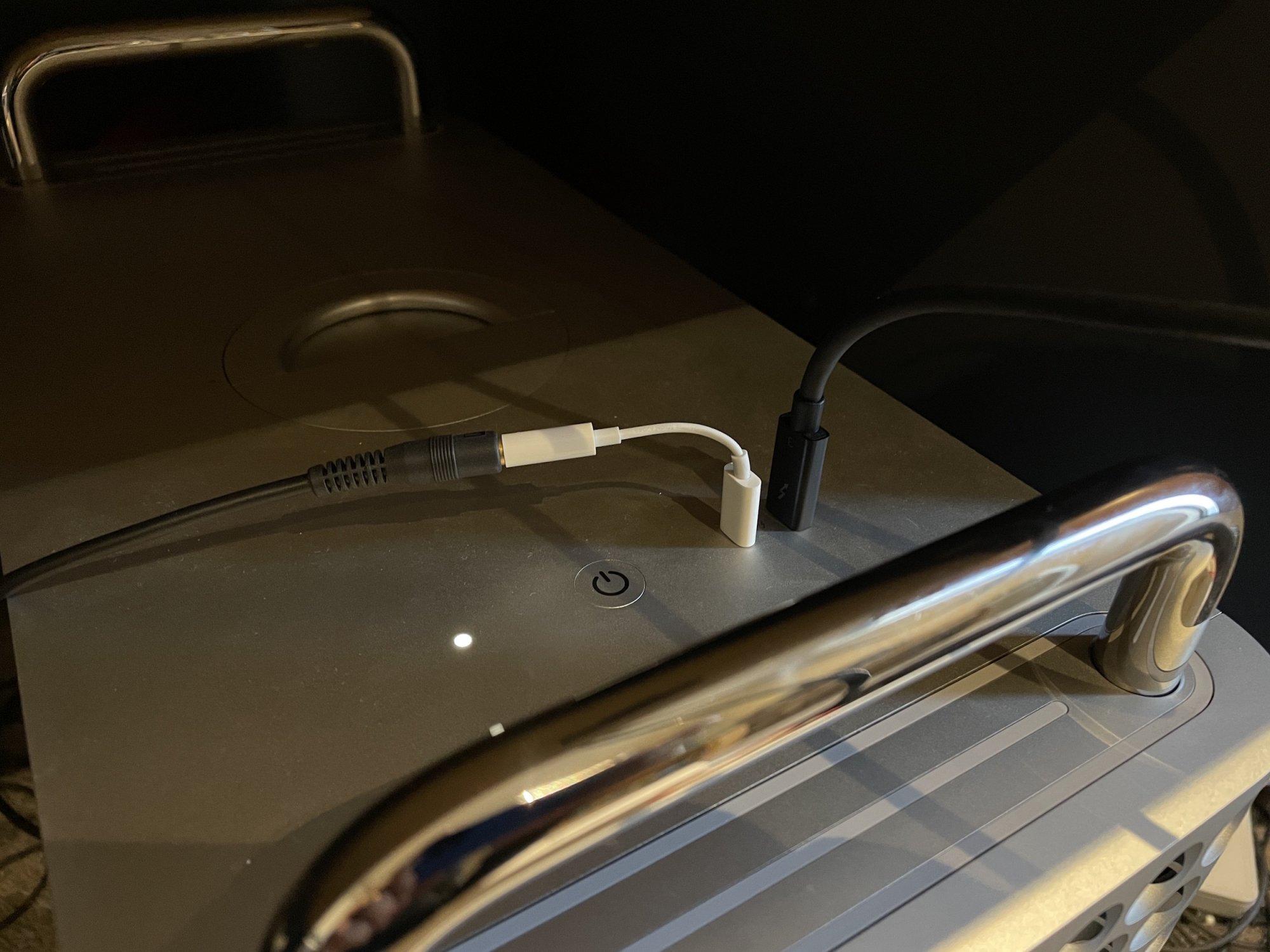 Apple 3.5mm USB-C 00001.JPG
