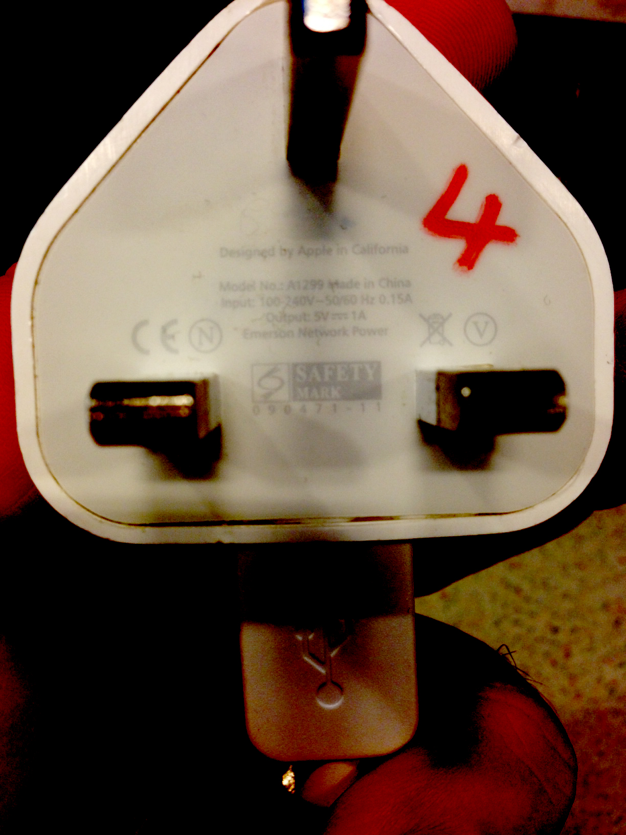 Apple charger.jpg
