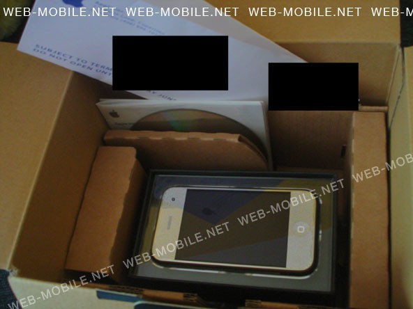 apple-iphone-v2-not-unboxed.jpg