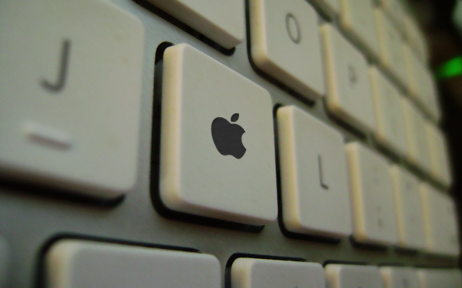 APPLE.jpg
