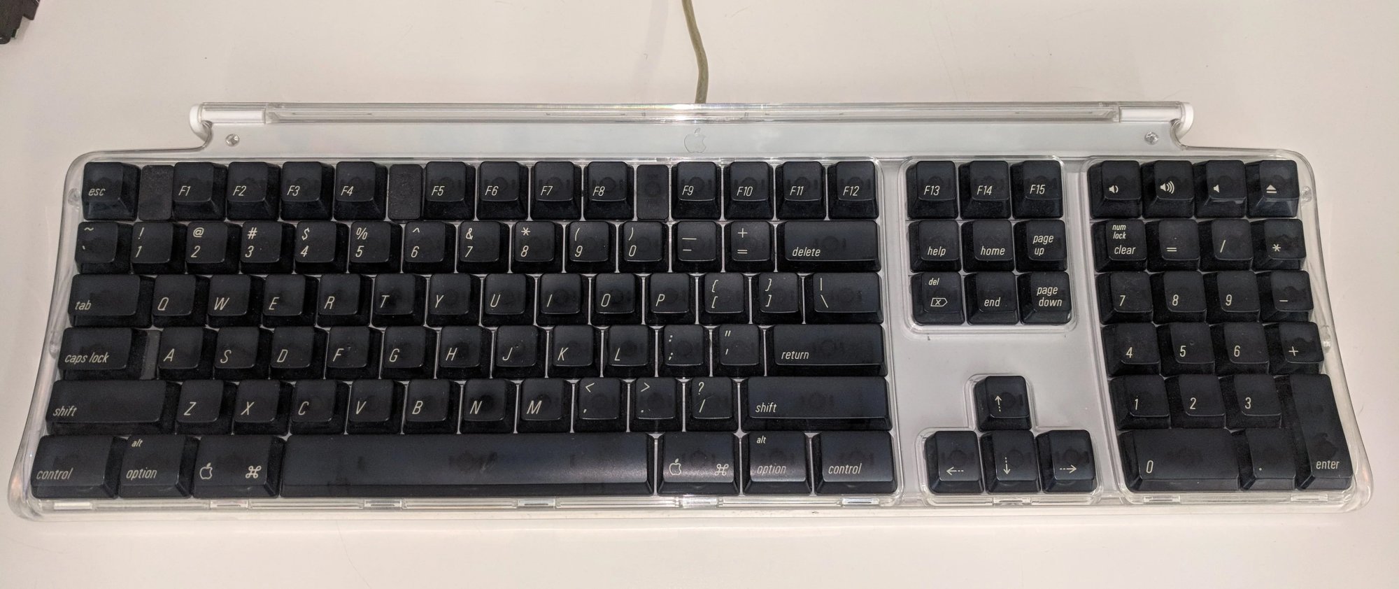 Apple M7803.jpg