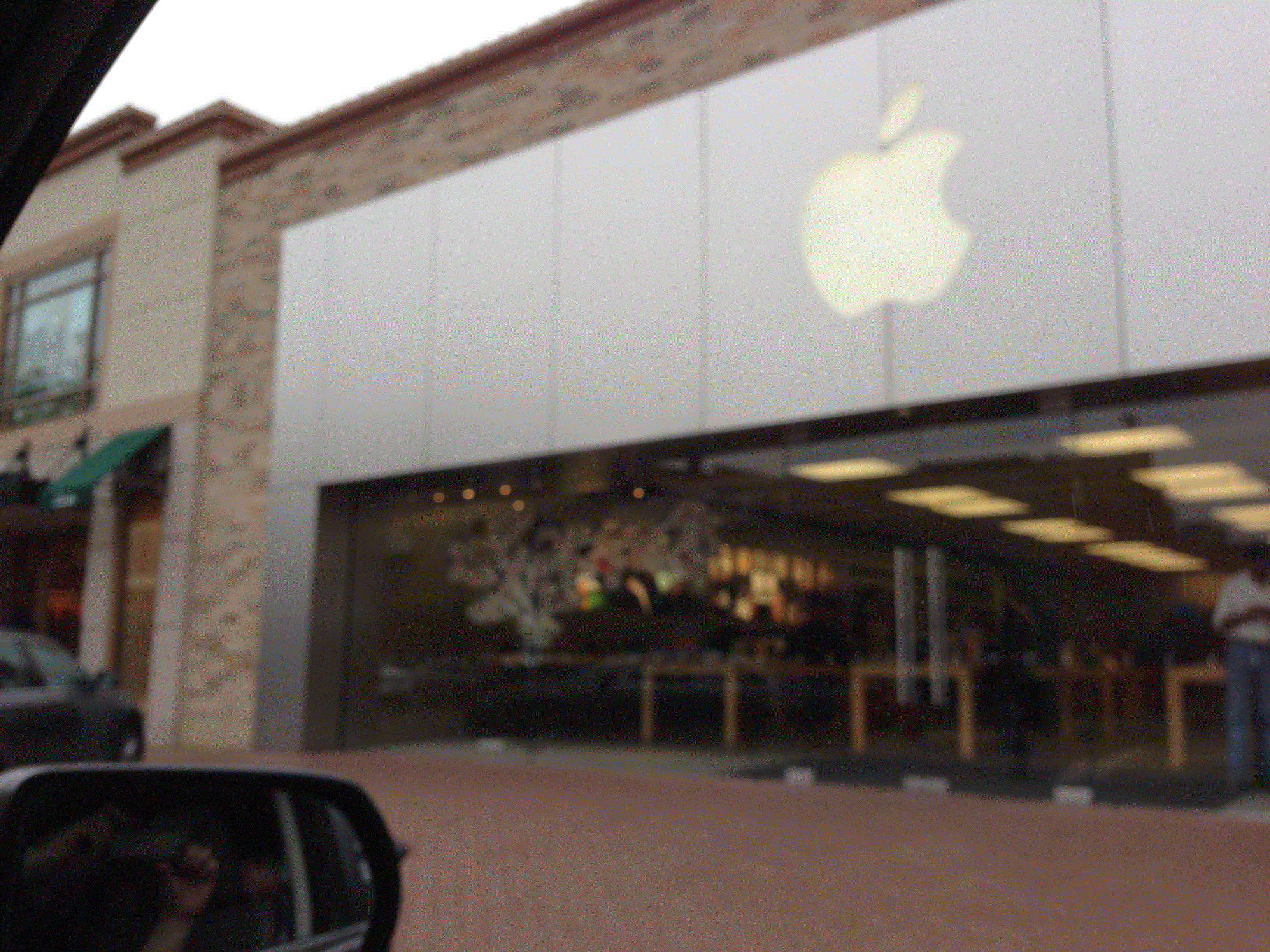 Apple monday.gif