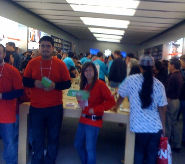 Apple Store.jpg