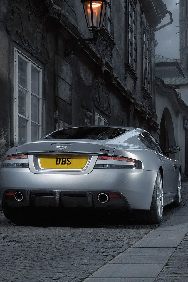 aston-martin-dbs.png