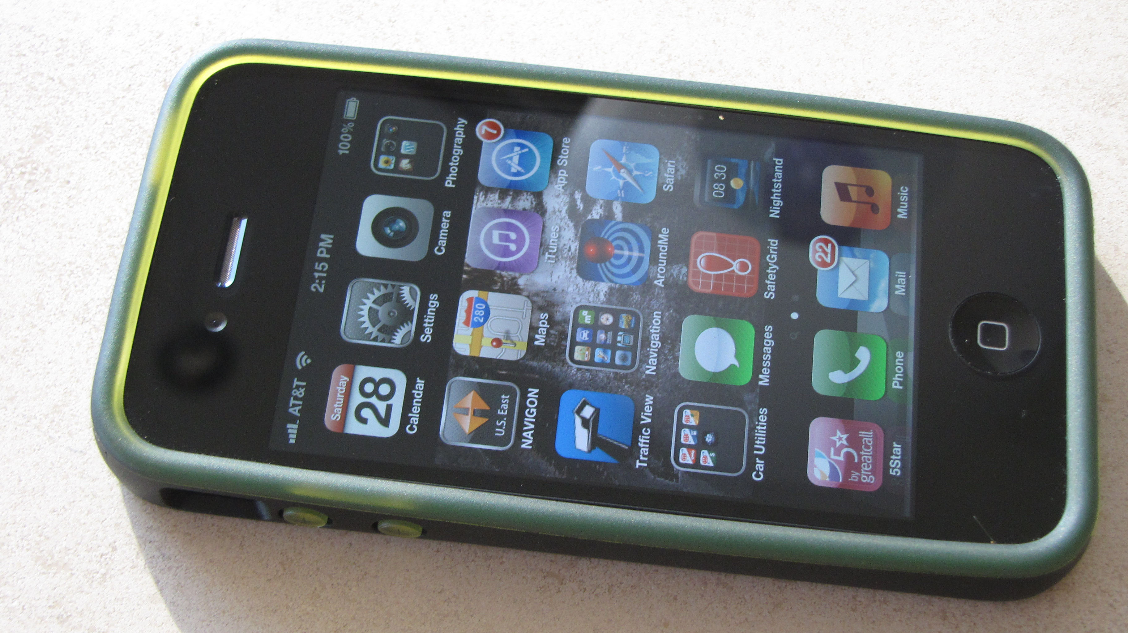 Belkin Essentials 050 yellow.jpg