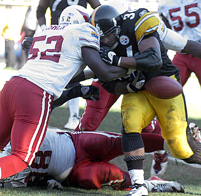 bettis_fumble.jpg