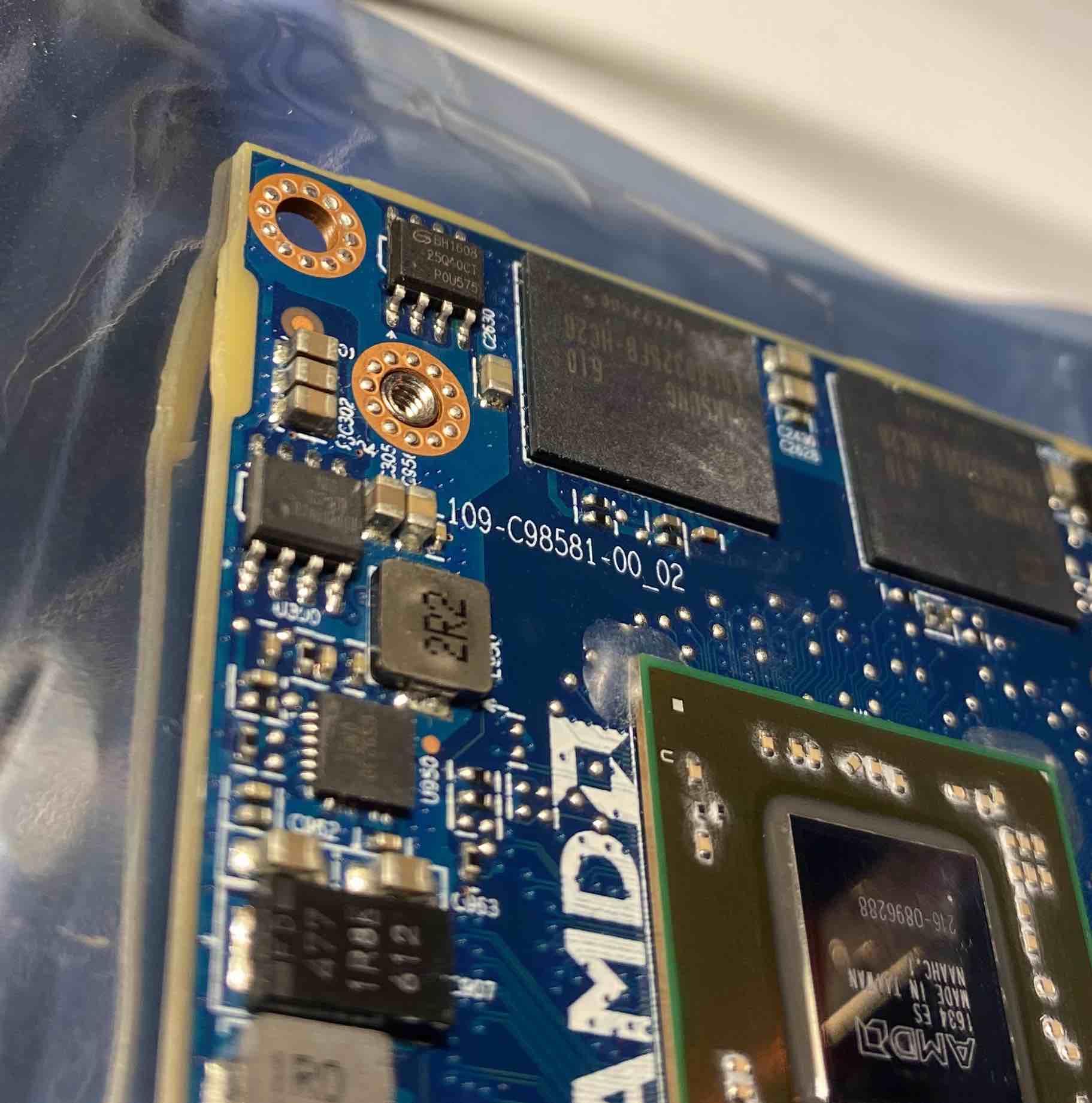 BIOS chip.jpg