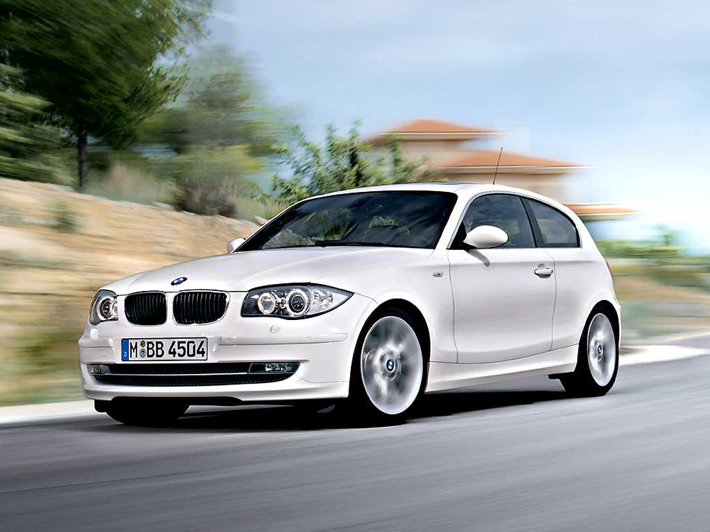BMW_1series_3door_02.jpg