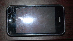 brokeiphone-4u.jpg