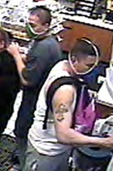 capt.c7eefa1740344ca99c4760c73096e2e6.odd_thong_bandits_coden201.jpg
