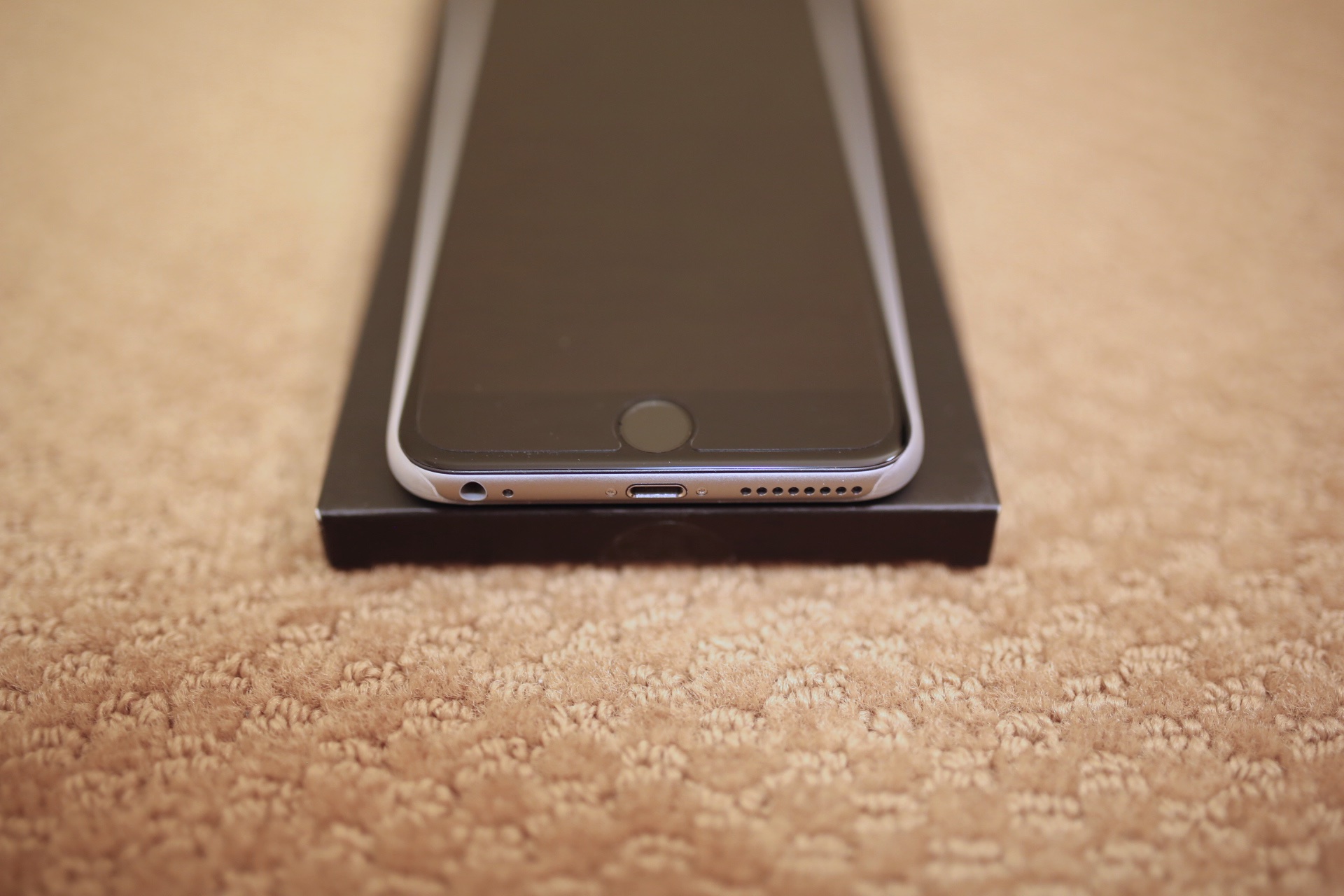 Caudabe Veil iPhone 6 Plus 15.jpg