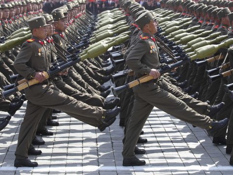 china-soldiers-marching.jpg