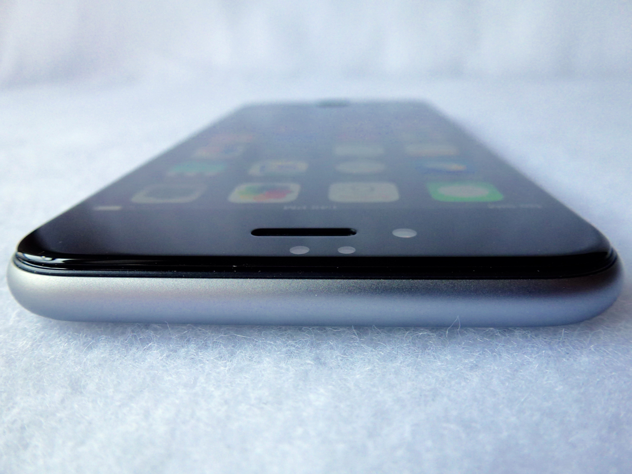 Cinder Screen Protector for iPhone 6- Top View.jpg