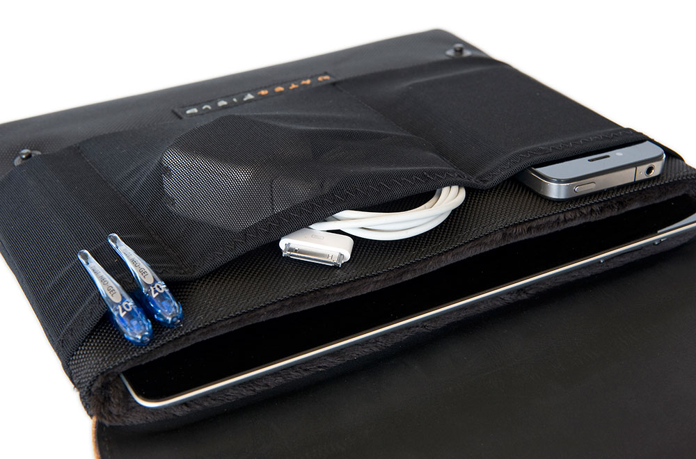 cityslicker-ipad-interior-pockets-lg.jpg
