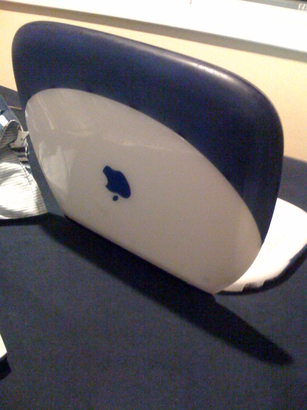 clamshell2.jpg