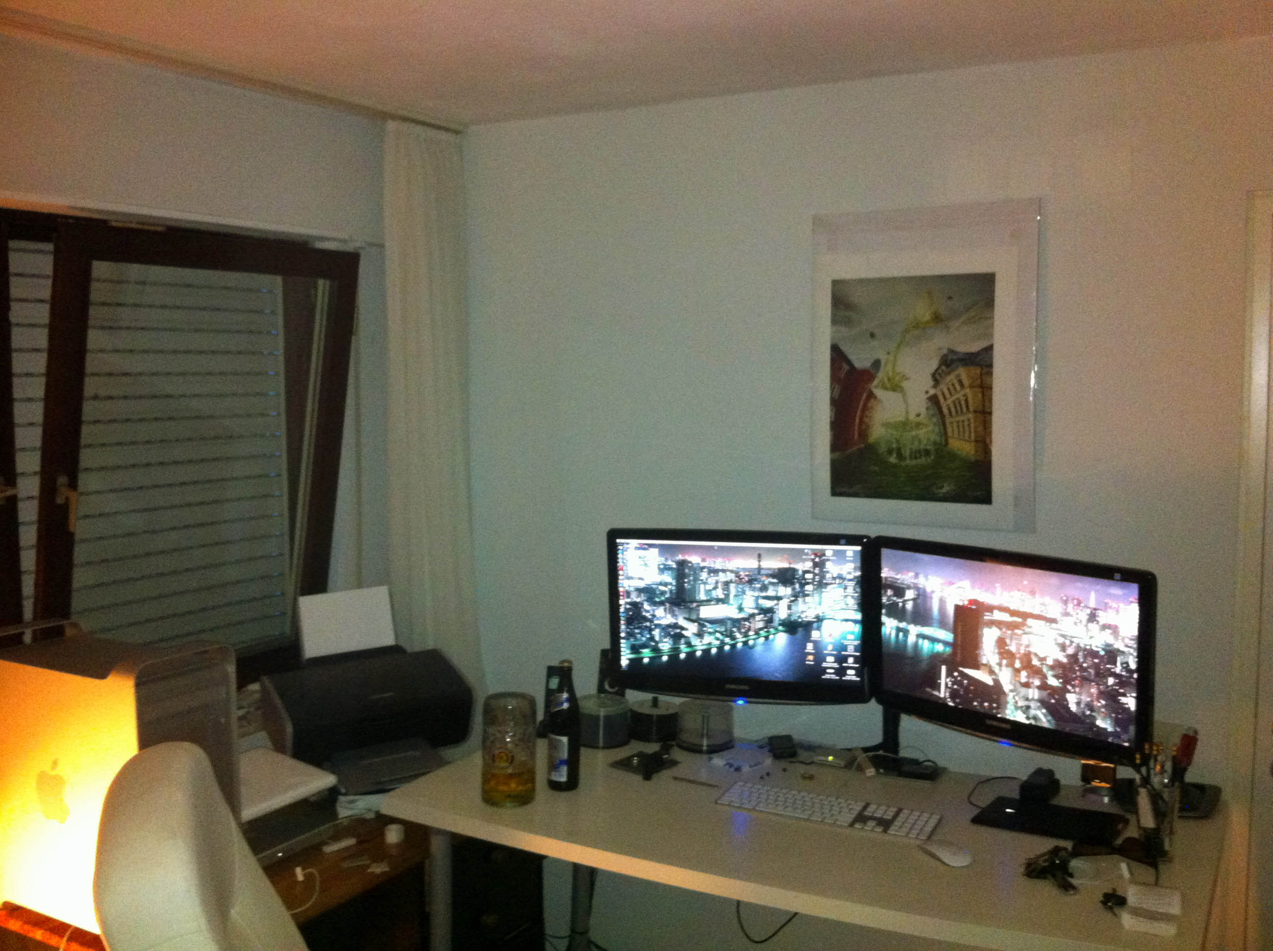 Desk 2.jpg