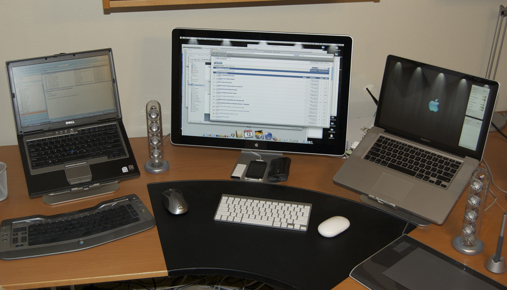 Desk.jpg