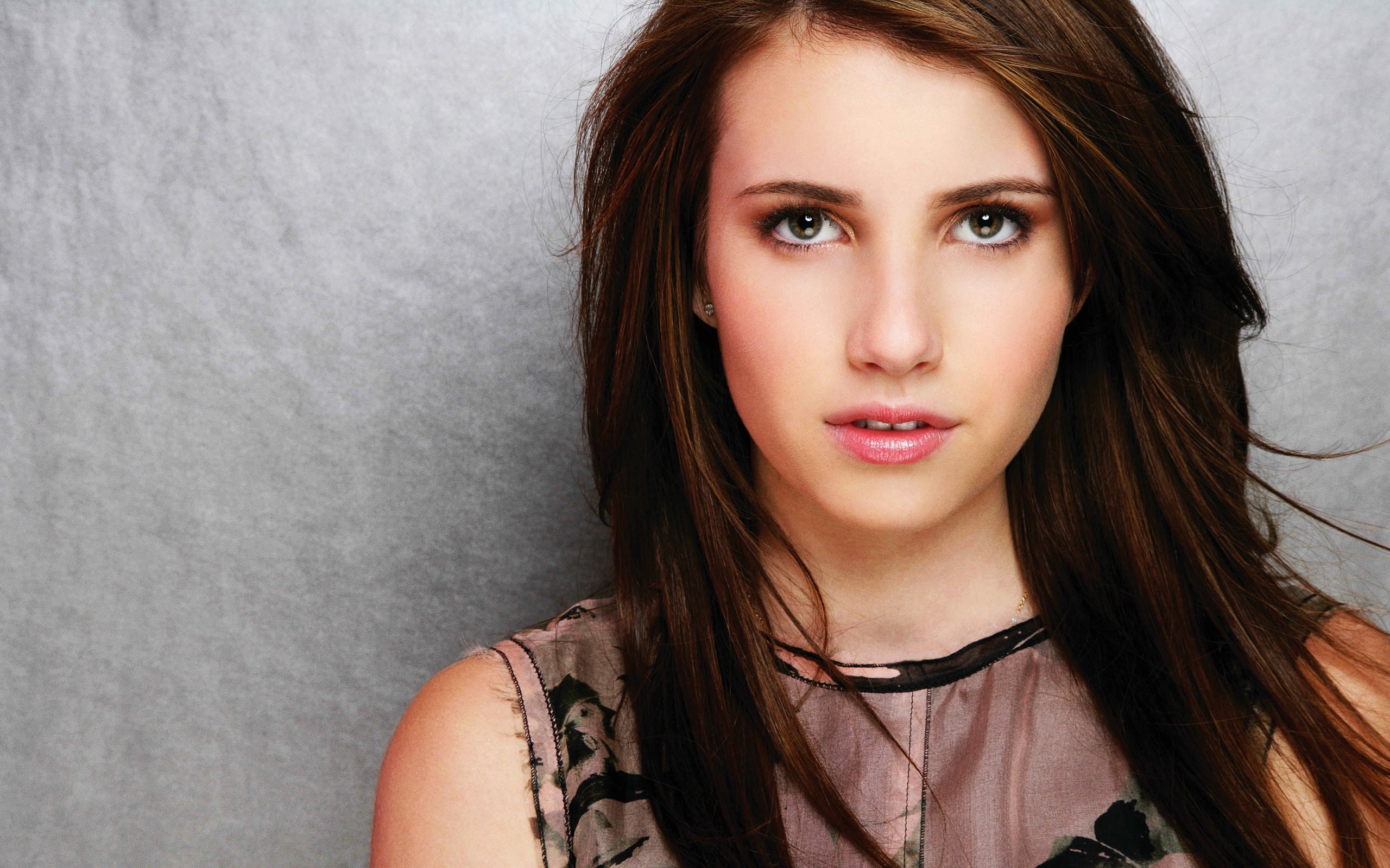 emma_roberts_photos-2560x1600.jpg