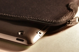 enki_genius_sleeve_side_out.jpg