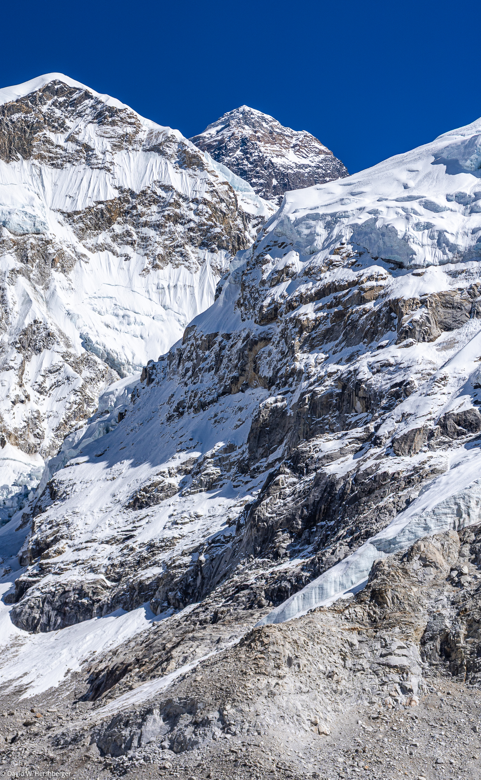 Everest.jpg
