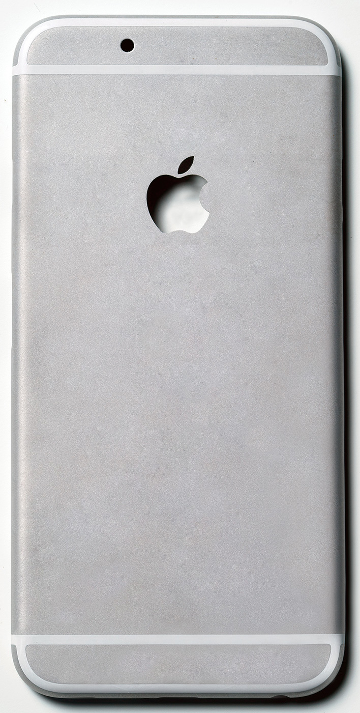 feldvolk_iphone_6_shell_back_cleaned.jpg