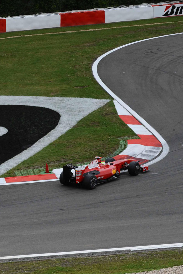ferrarinurburgring.jpg