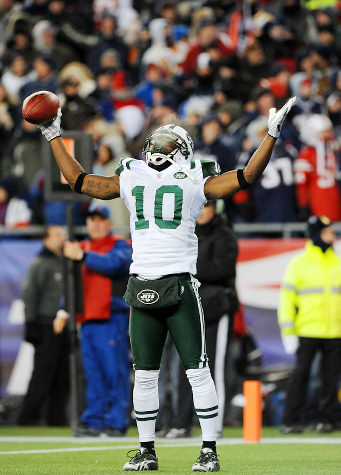 gal_jets_holmes_celebrates_second_half.jpg