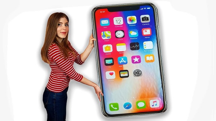 giant iphone.jpg