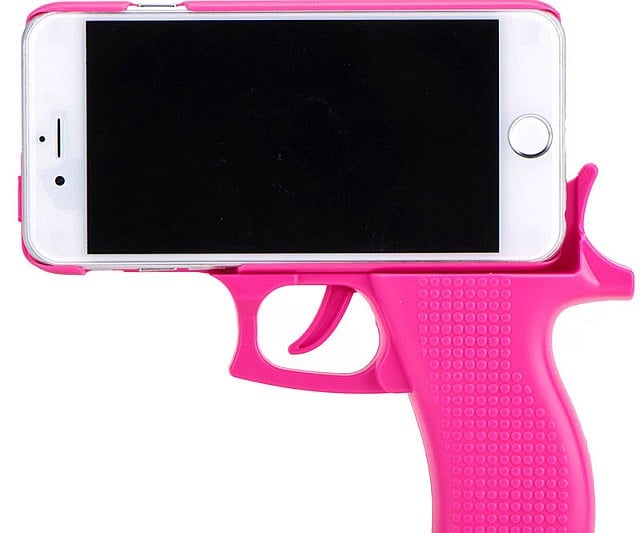 gun-shaped-iphone-case-640x533.jpg