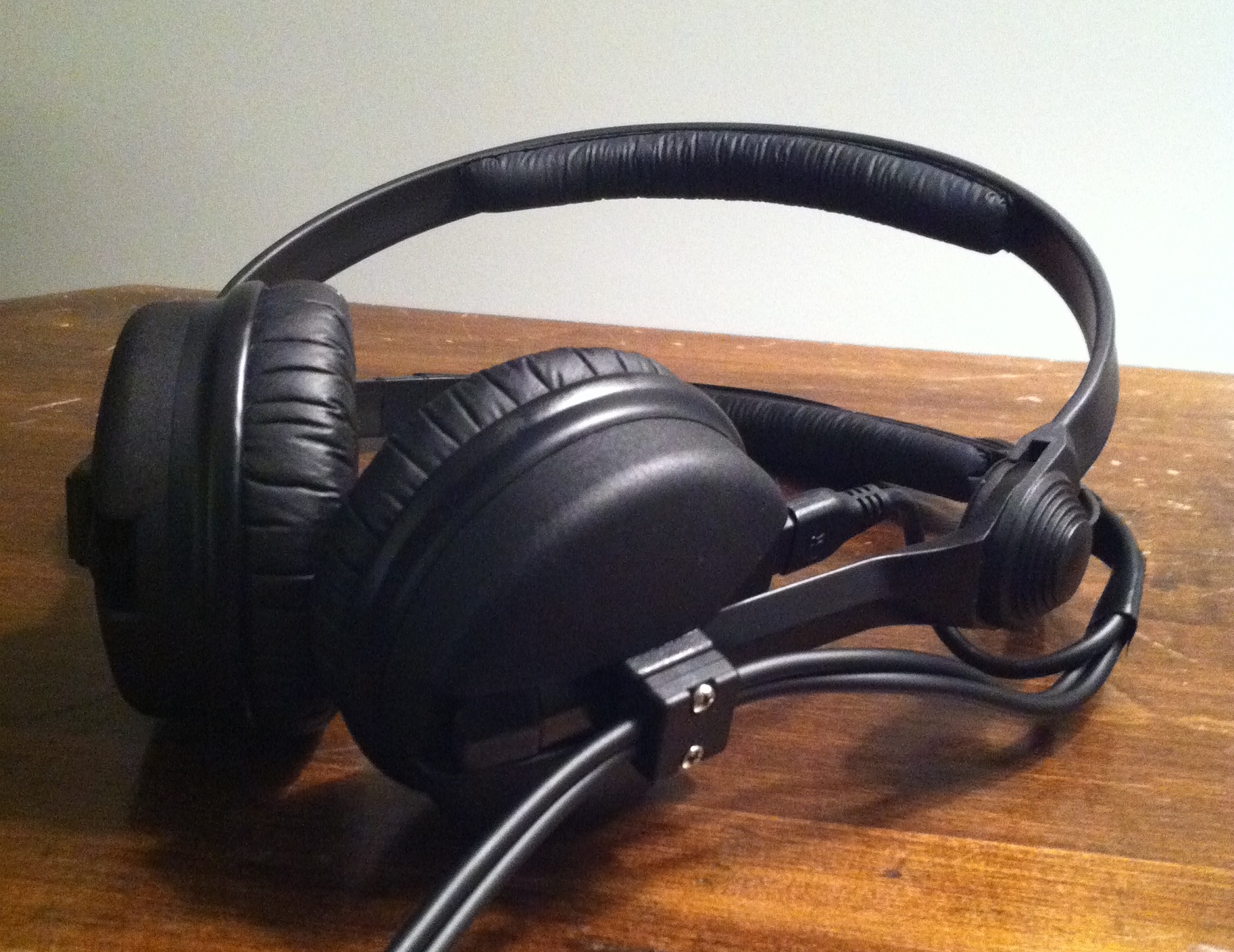 headphones.jpg