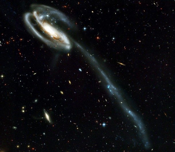 heic0206a-610x531.jpg