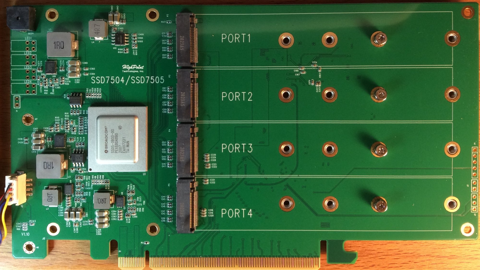 Highpoint SSD7505 front overview.JPG