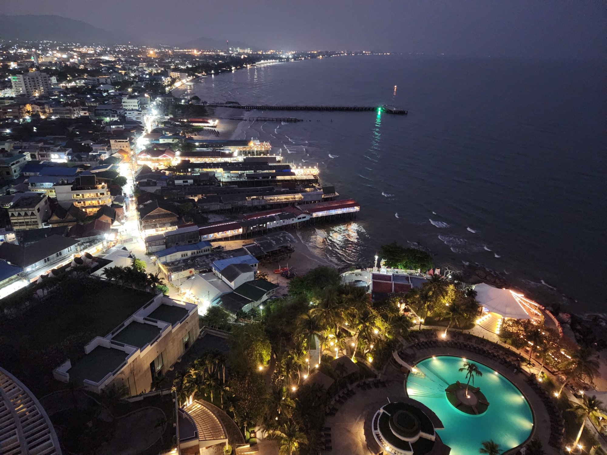 Hilton Sky Bar.jpg