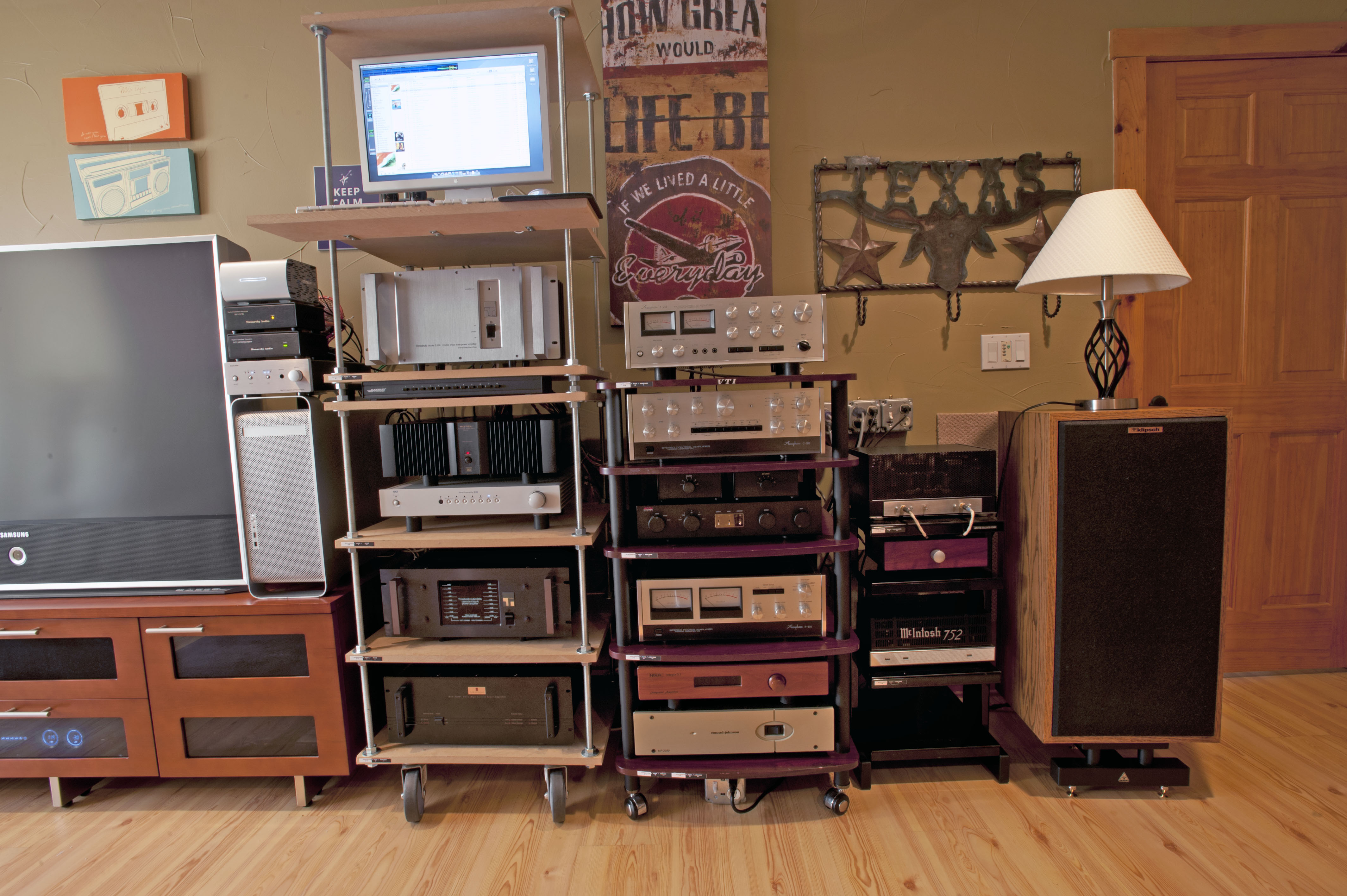 Holfi Room_2.10.2013.jpg