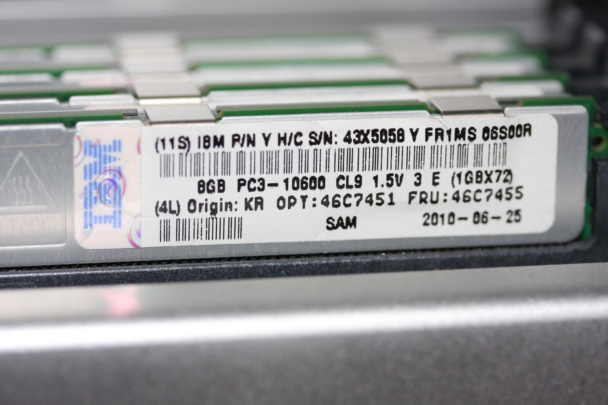 IBM 8GB.jpg