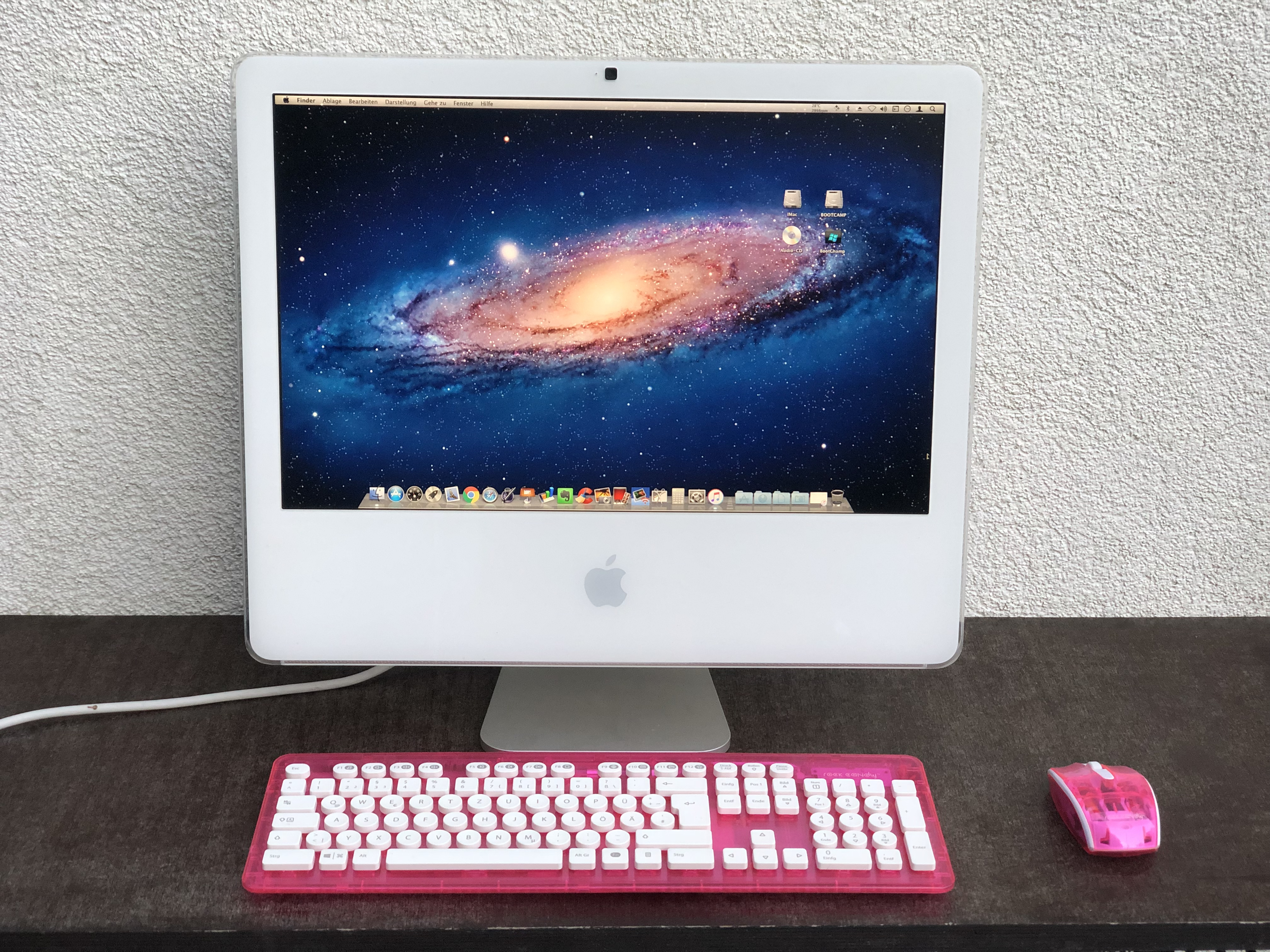 iMac MacOS.jpg