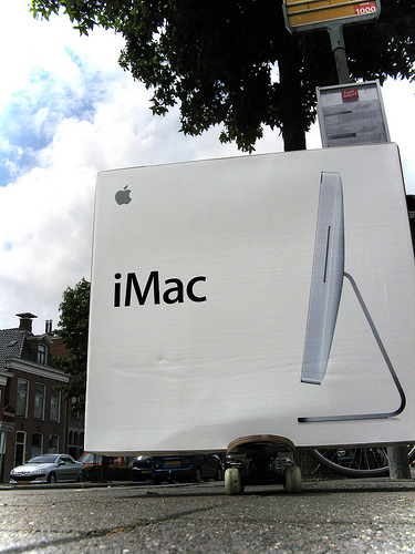 imac-on-wheels.jpg