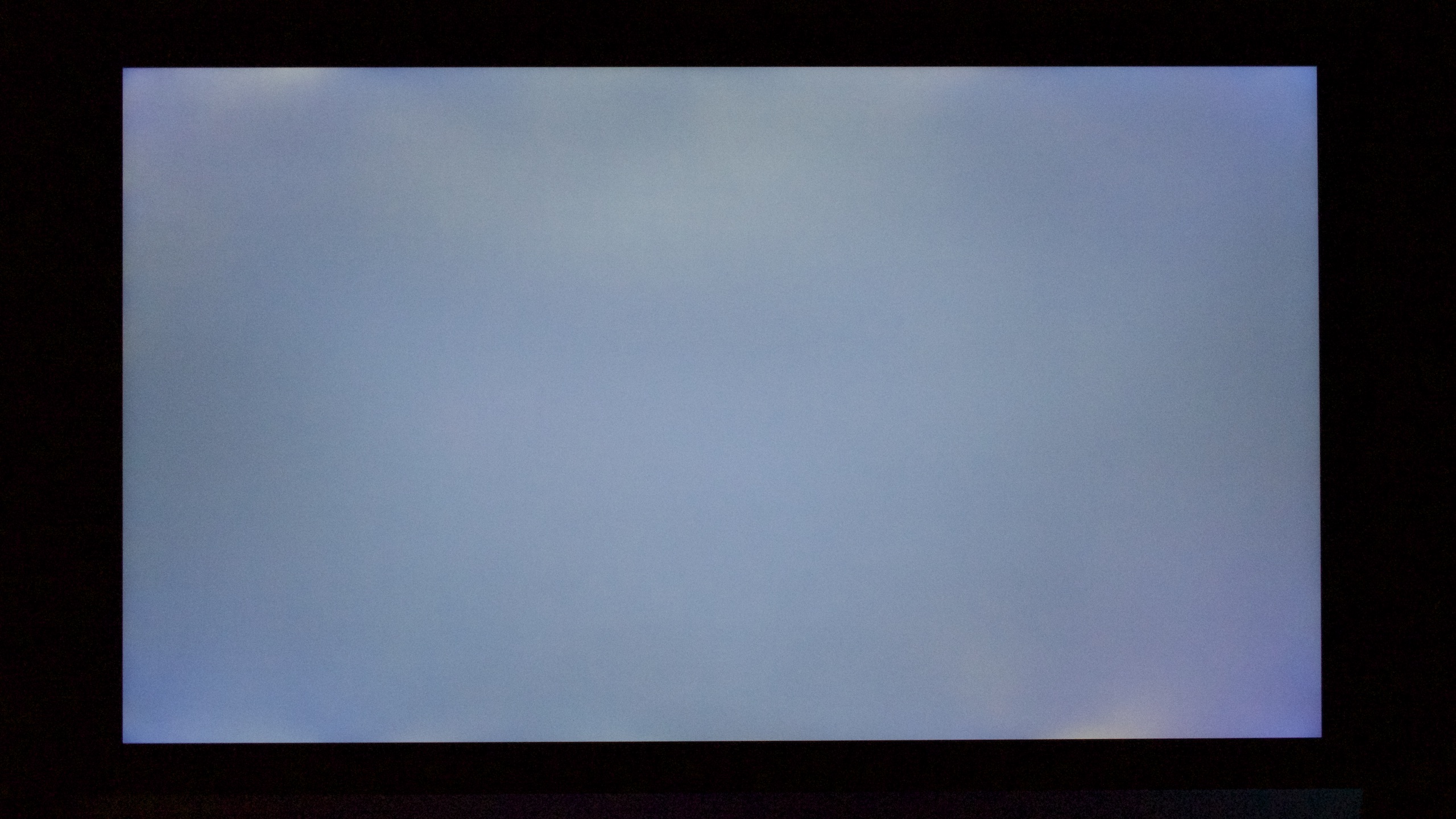 iMac5KBacklightBleed.jpg