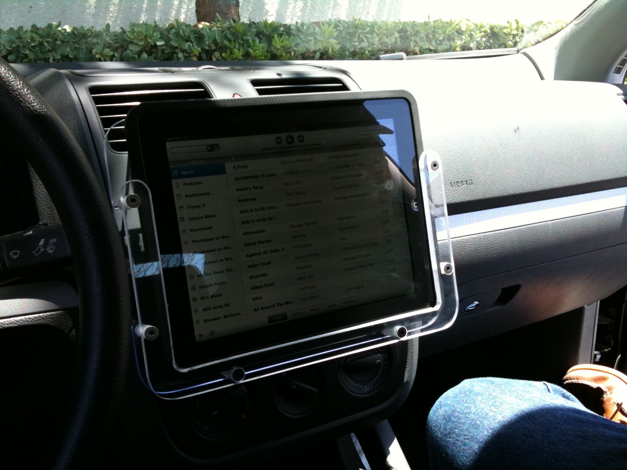In Car iPad mount2.jpg