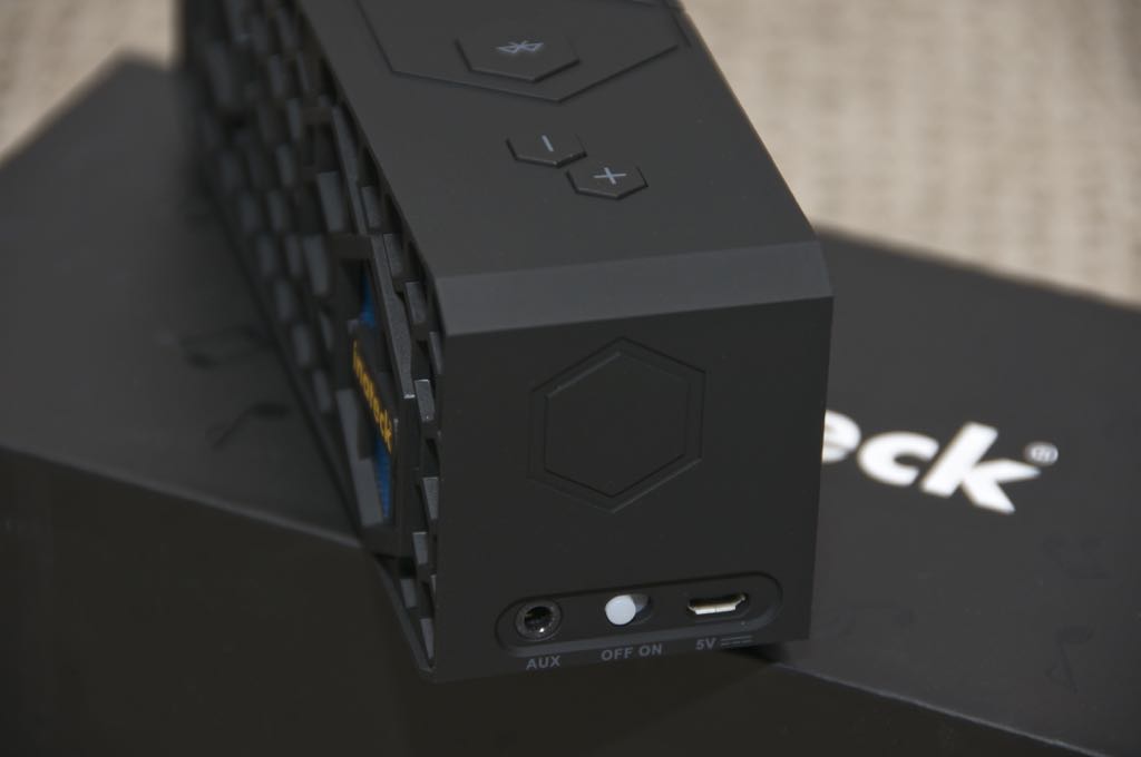 Inateck BT Speaker 2.jpg