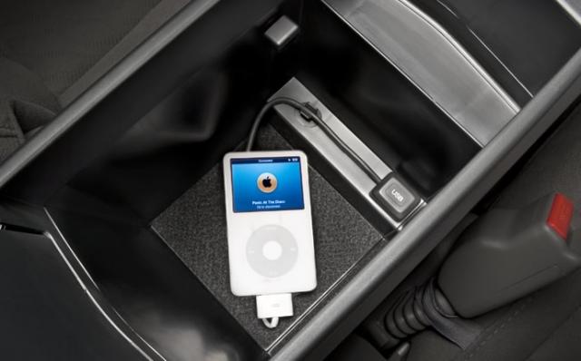 interior-usb.jpg