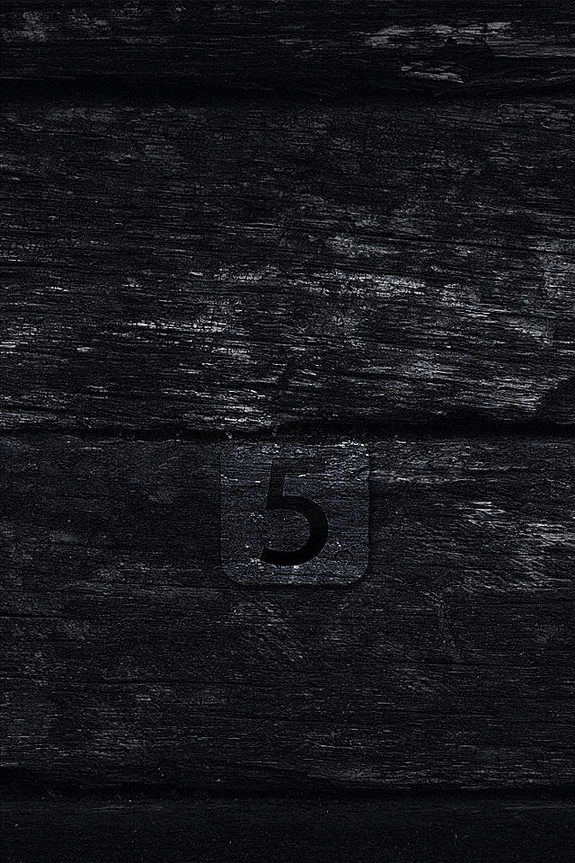 iOS 5 iPhone 4S Wallpapers.jpg