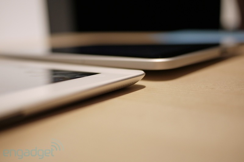 ipad2hands20.jpg