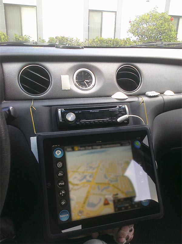 ipadcarmount.jpg